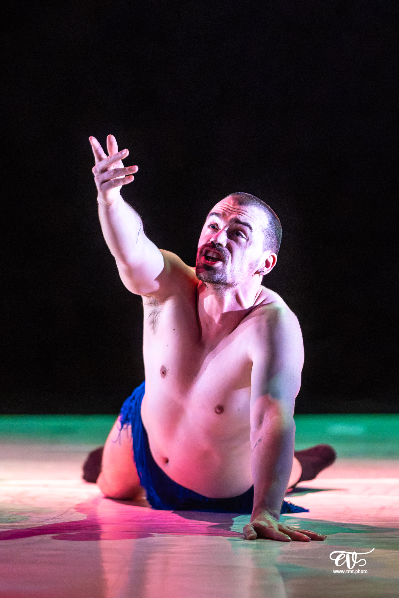 A4 (COMME LA FEUILLE) CIE CHICOS MAMBO